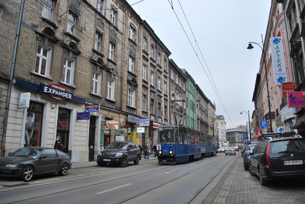 Aston * Krakau