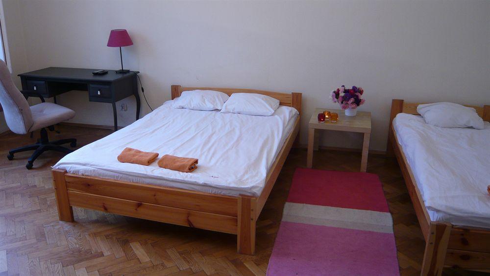Hostel Aston